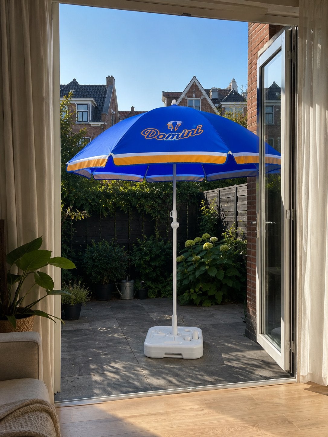 Nieuwe Domini parasol met voet - nooit gebruikt, Ophalen of Verzenden, Nieuw, 1 tot 2 meter, Stokparasol