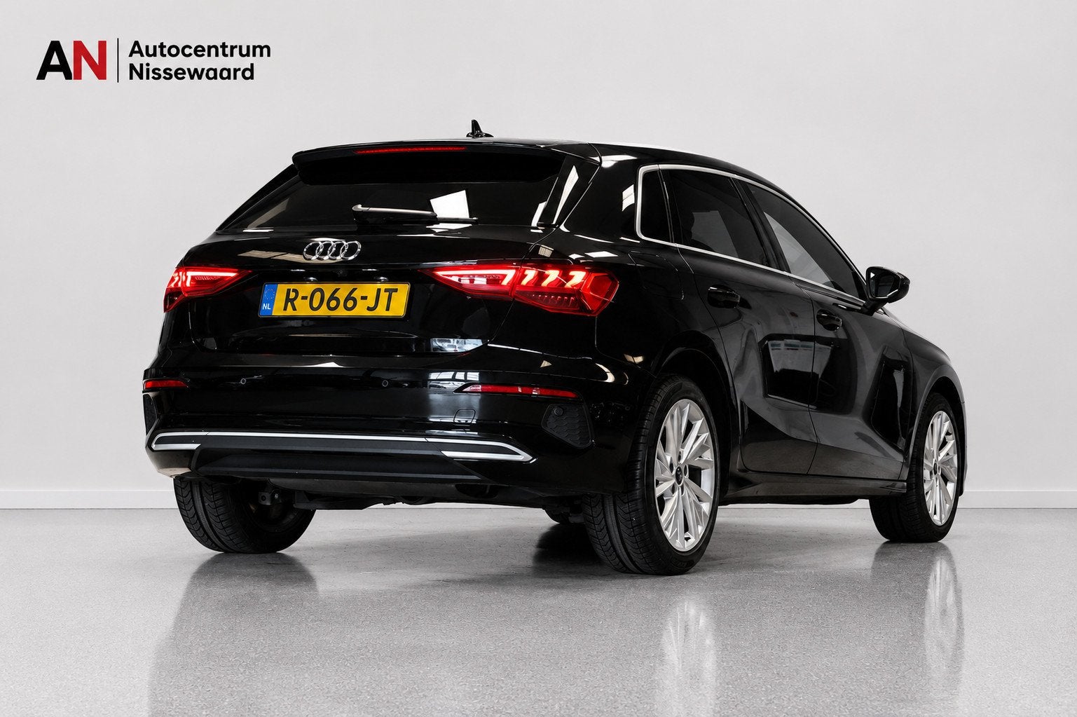 Audi A3 Sportback 30 TFSI Advanced edition |Cam|Stoelverwamr, Auto's, Stof, Gebruikt, Adaptive Cruise Control, Origineel Nederlands