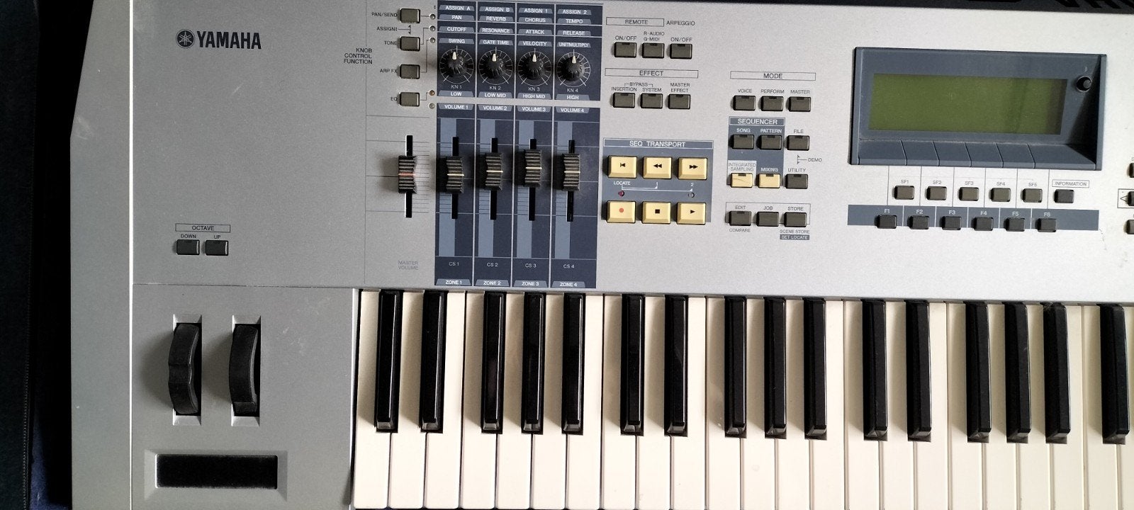 Yamaha Motif ES6 Workstation Synthesizer, Muziek en Instrumenten, Synthesizers, Ophalen, Gebruikt, Yamaha