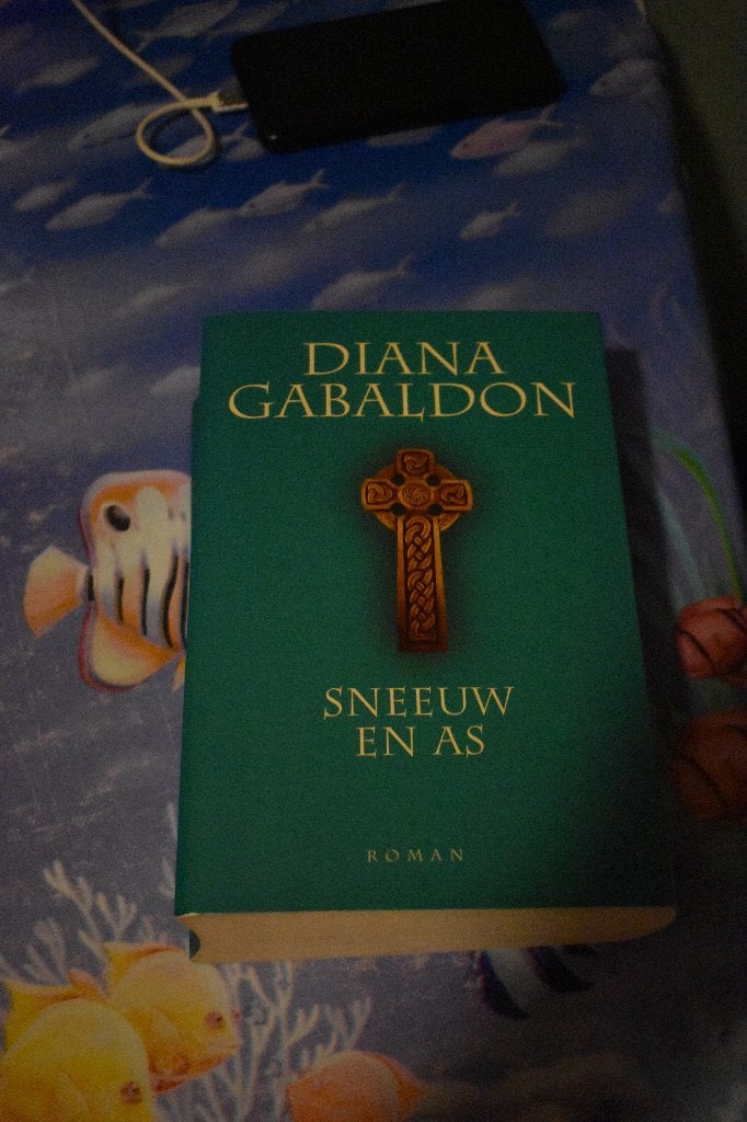 boek van Diana Gabaldon, het vlammende kruis, deel 5, Boeken, Ophalen of Verzenden, Zo goed als nieuw, Diana Gabaldon