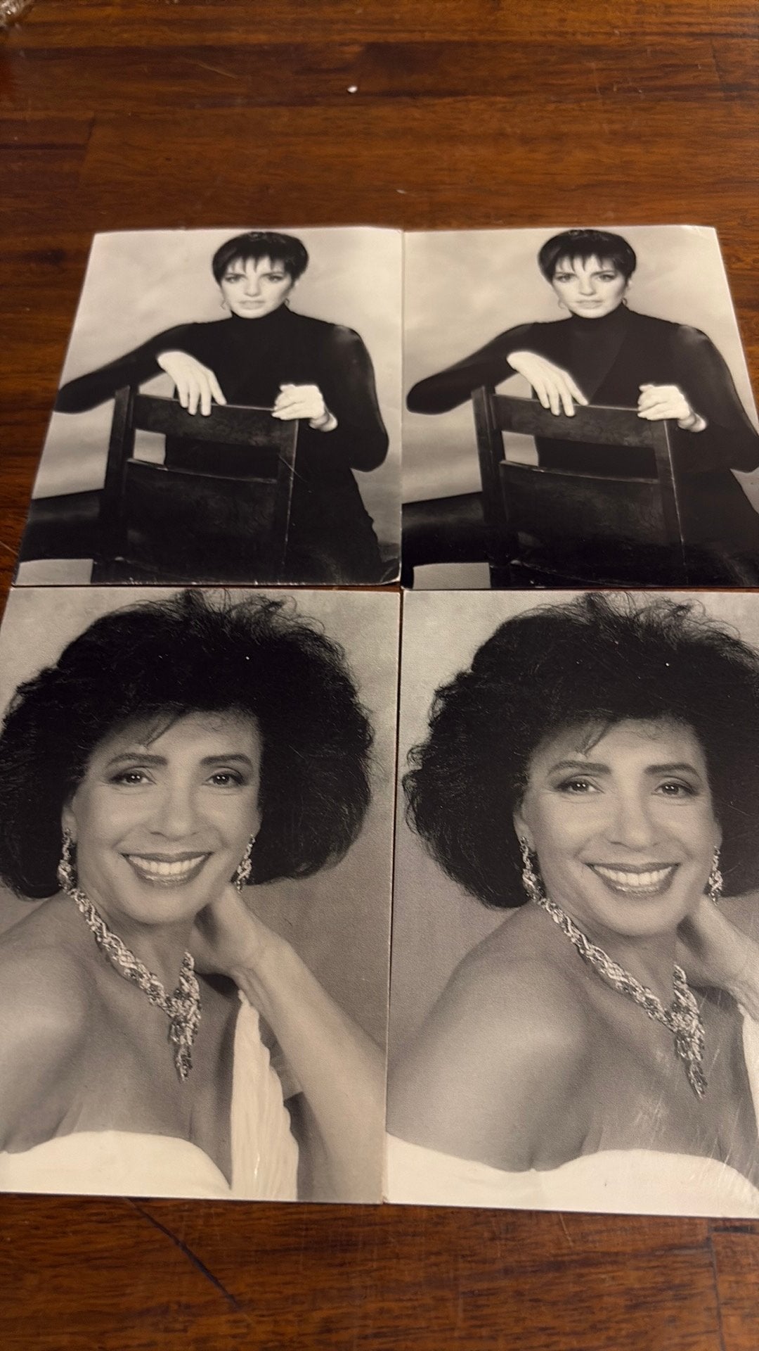 4 promotionele pers foto’s Liza Minelli Shirley Bassey, Ducoso, Ophalen of Verzenden, Zo goed als nieuw, Foto of Kaart
