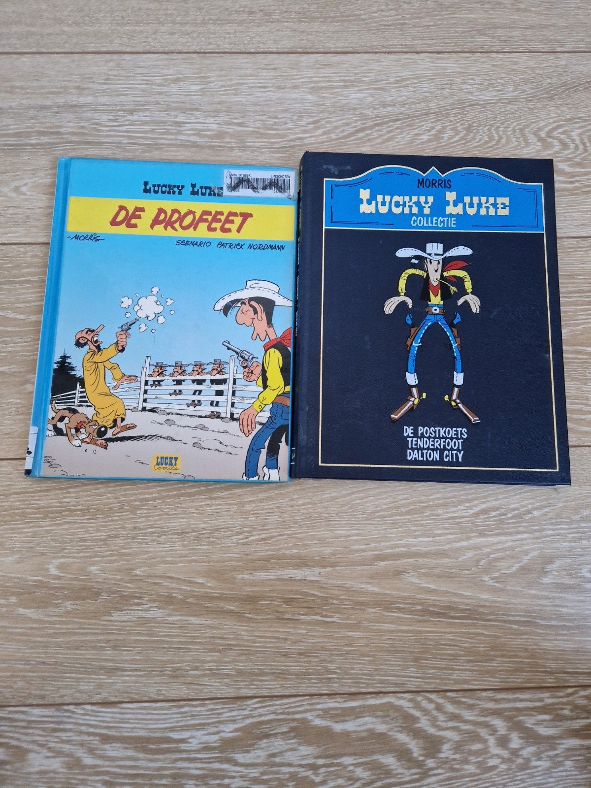 Lucky Luke strips: De Profeet & Verzamelalbum, Meerdere stripboeken, Ophalen of Verzenden, Gelezen, Morris & Goscinny