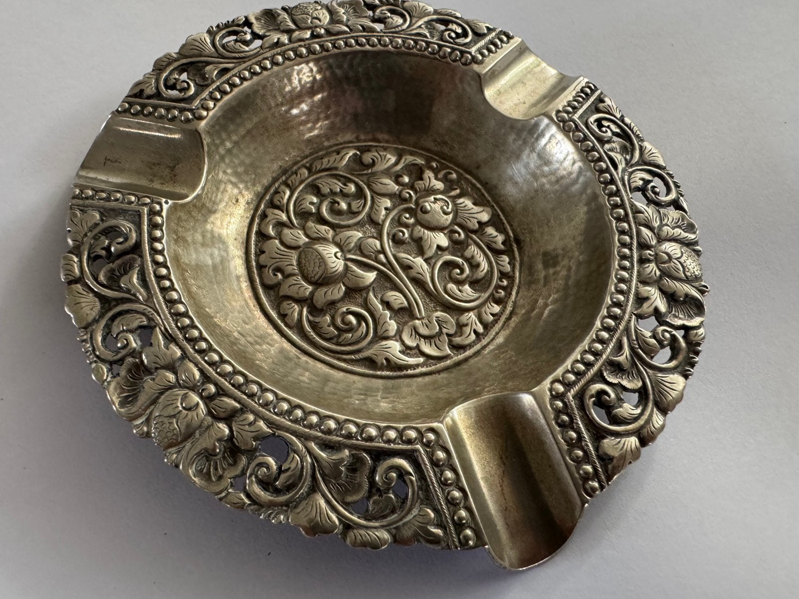 Djokja zilveren asbak, Antiek en Kunst, Ophalen of Verzenden, Zilver
