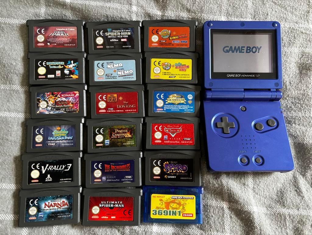 Nintendo Game Boy Advance SP met 18 games, Spelcomputers en Games, Spelcomputers | Nintendo Game Boy, Ophalen of Verzenden, Gebruikt