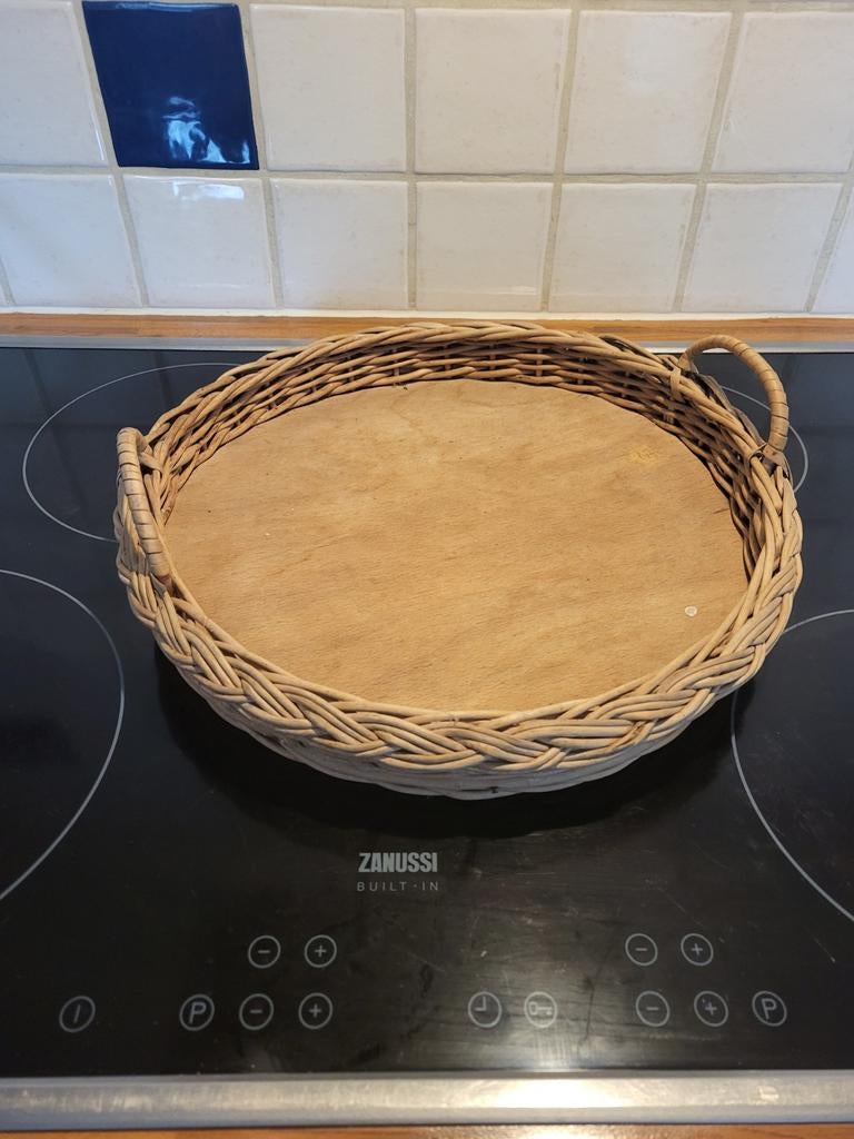 Rotan dienblad, Ophalen of Verzenden, Gebruikt, Rond