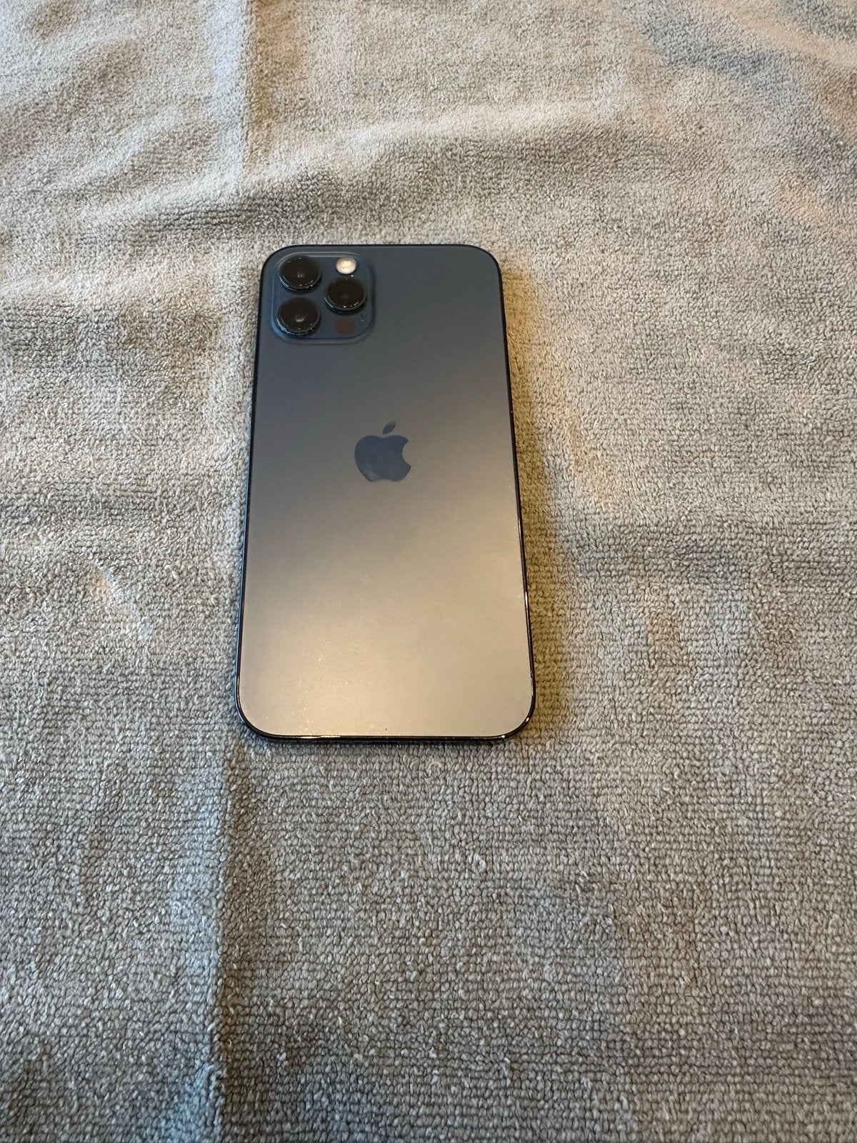 Apple iPhone 12 Pro Max 256GB Grafiet, 256 GB, Zo goed als nieuw, 76 %, Zonder simlock
