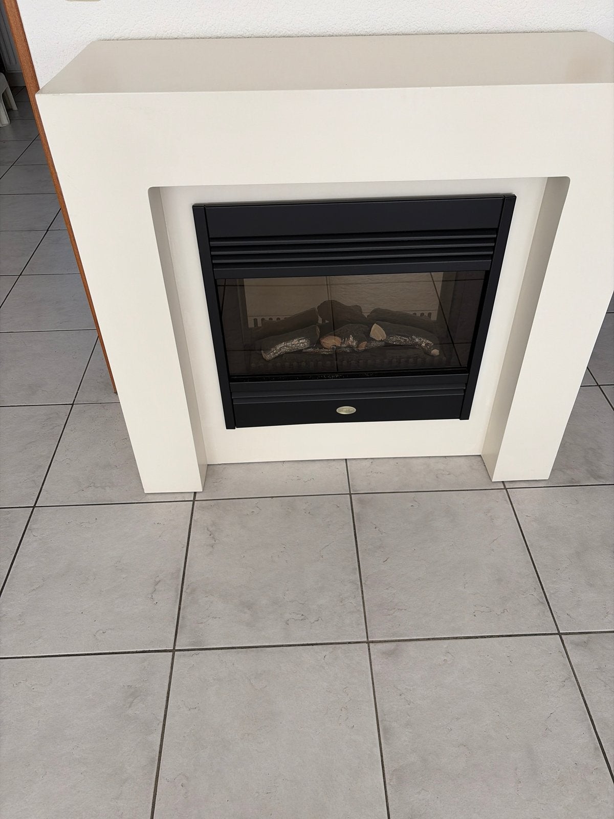 Moderne gashaard met ombouw, zo goed als nieuw, Ophalen, Zo goed als nieuw, Inbouwhaard, Gashaard