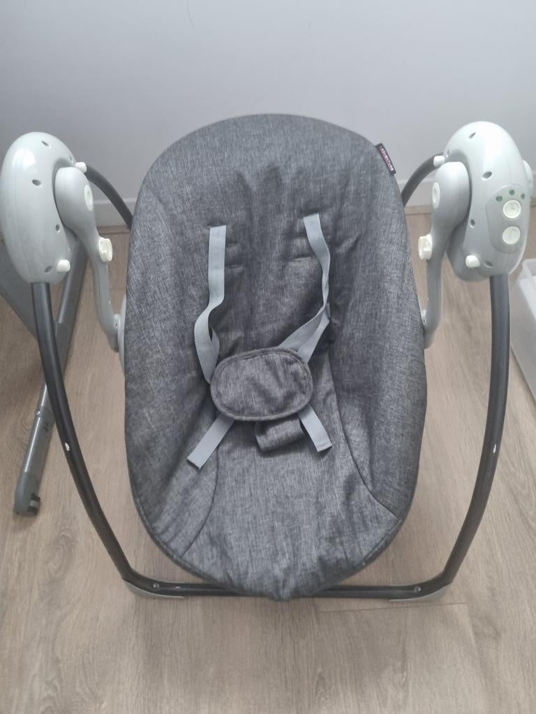 GRATIS - Comfortabele baby schommelstoel - Grijs, Kinderen en Baby's, Gebruikt, Schommelstoel, Verstelbaar, Ophalen