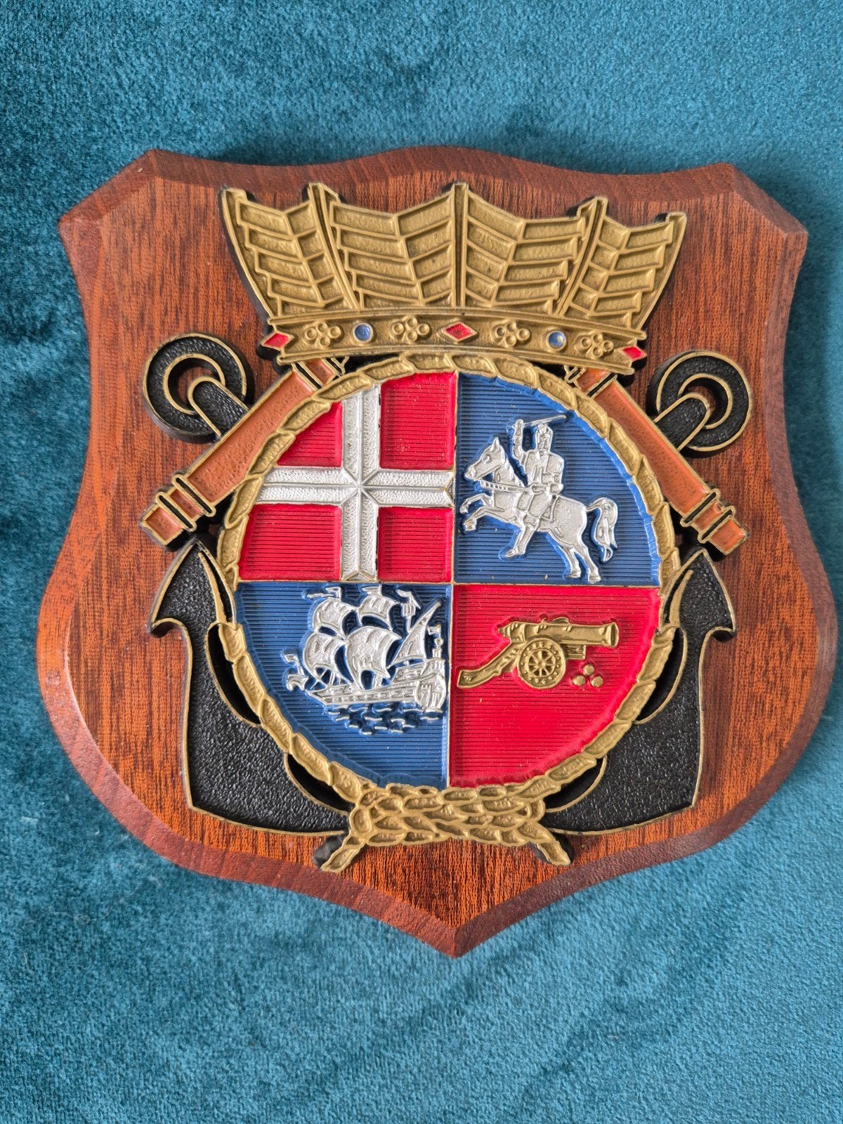 Wapenschild Hr. Ms. De Ruyter F806, Ophalen of Verzenden, Landmacht, Nederland, Embleem of Badge