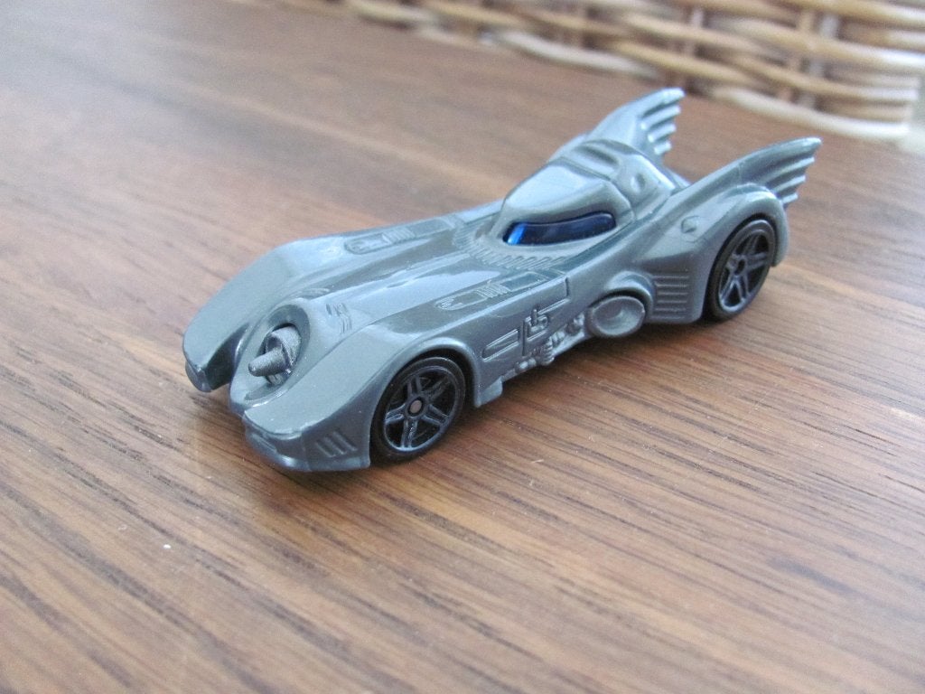 Hot Wheels Batmobile, Ophalen of Verzenden, Zo goed als nieuw