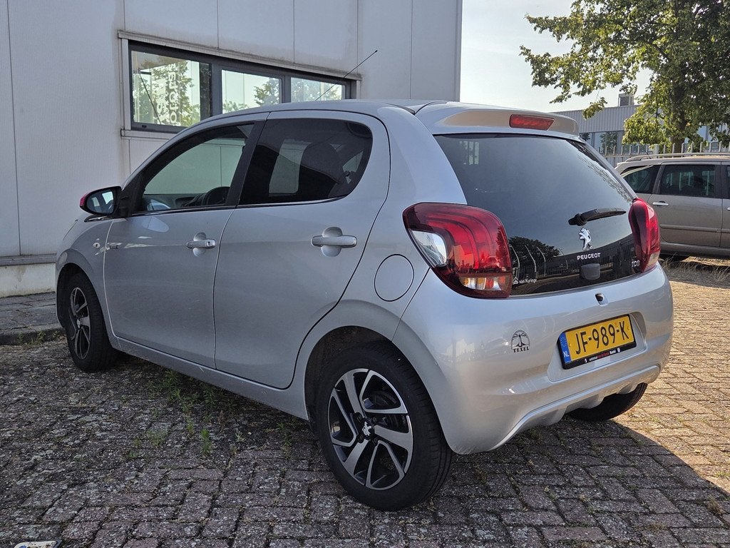 Peugeot 108 1.0 e-VTi Envy Rechter zijschade zie fotos, Auto's, Peugeot, Voorwielaandrijving, Gebruikt, Euro 6, 4 stoelen