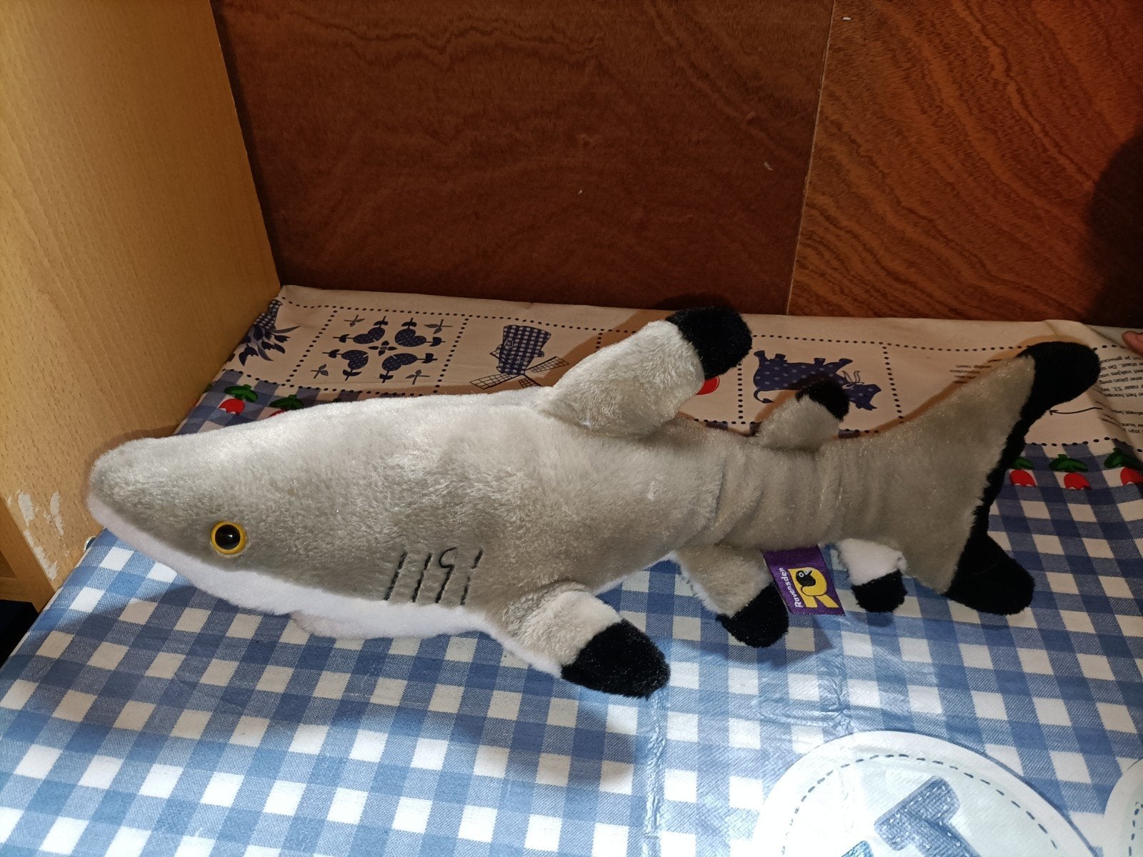 Grijze haai knuffel Ravendsen 42 cm groot, Ophalen of Verzenden, Zo goed als nieuw, Overige typen