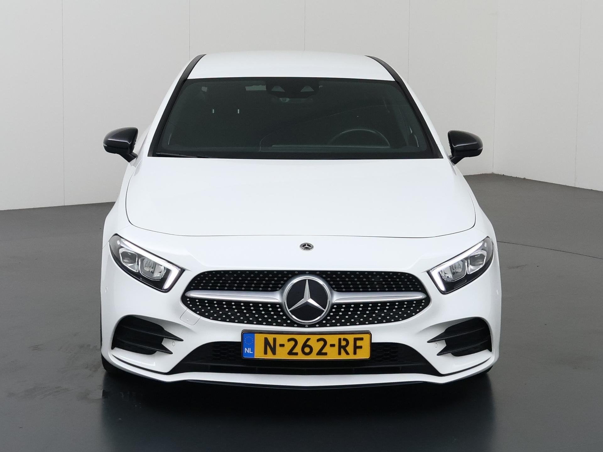 Mercedes-Benz A-klasse 200 Business Solution AMG | Night | A, Auto's, Dealer onderhouden, Stof, Gebruikt, 4 cilinders