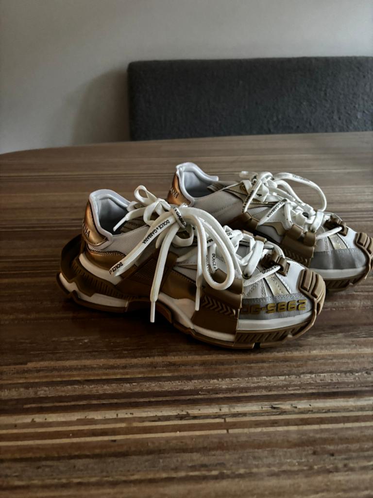 Mooie goud/witte sneakers maat 36, Ophalen of Verzenden, Nieuw, Meisje