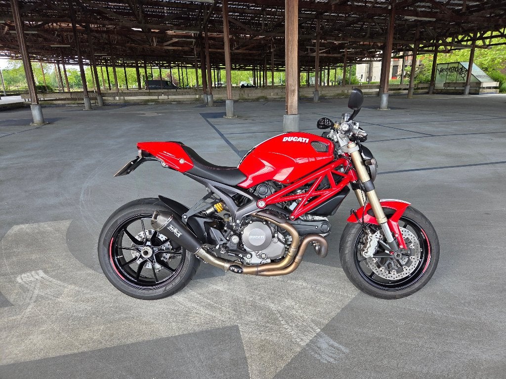 Ducati Monster 1100 EVO ABS, 2 cilinders, Motorrijbewijs A, Gebruikt, Particulier