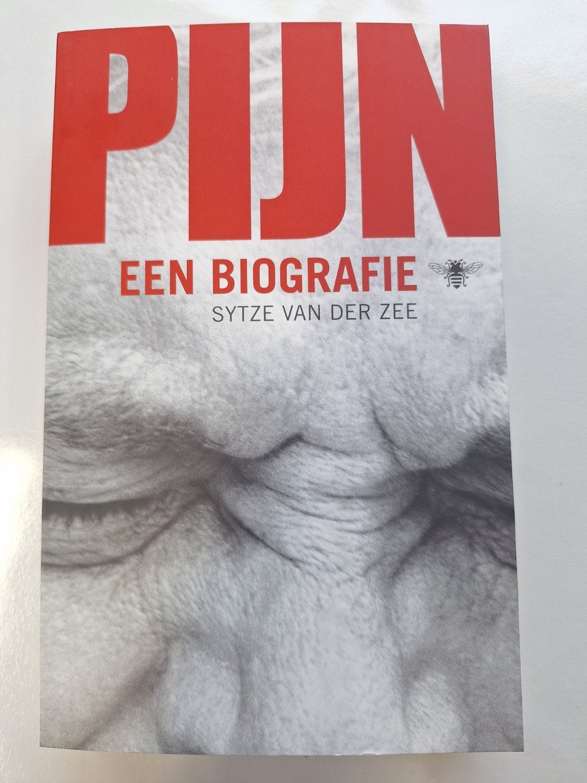 Sytze van der Zee - Pijn, Ophalen of Verzenden, Zo goed als nieuw, Sytze van der Zee