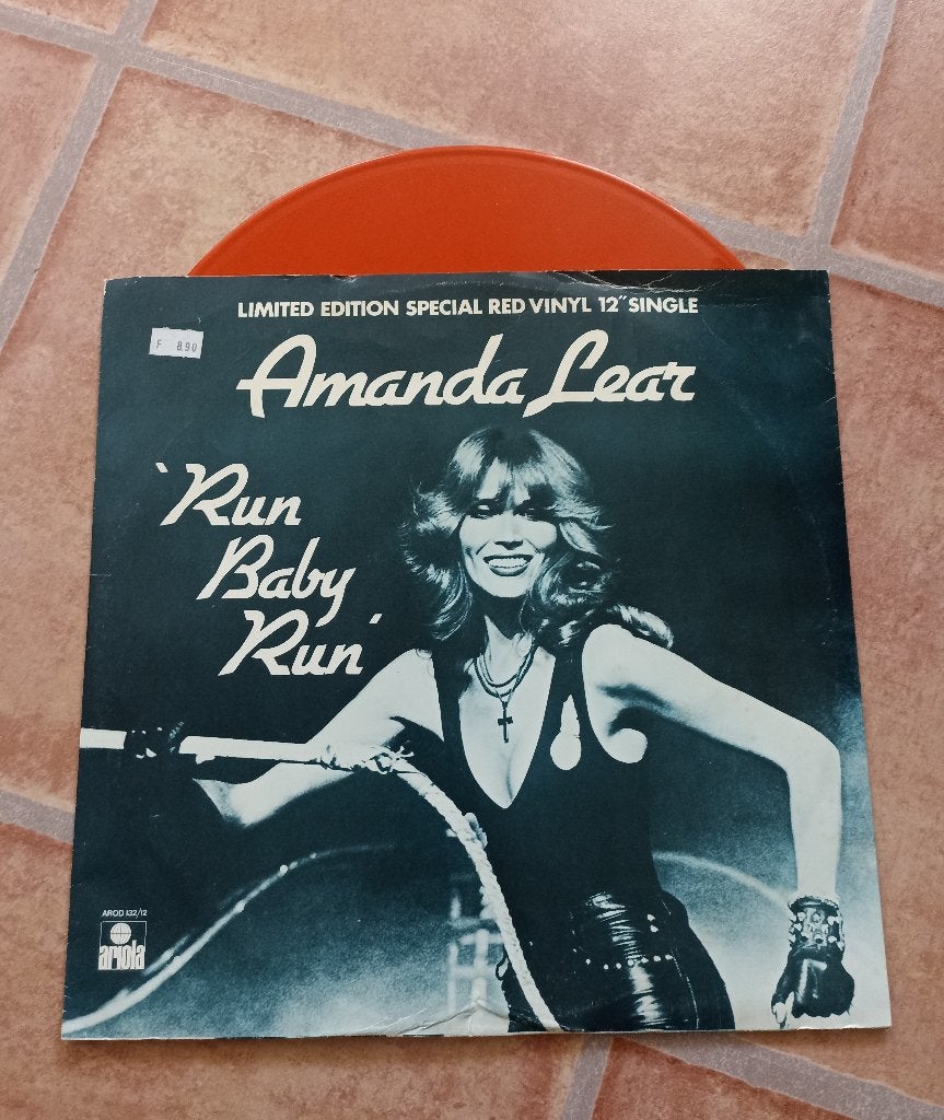 12'' Amanda Lear - run baby run ( ROOD vinyl ), Ophalen of Verzenden, Gebruikt, 12 inch