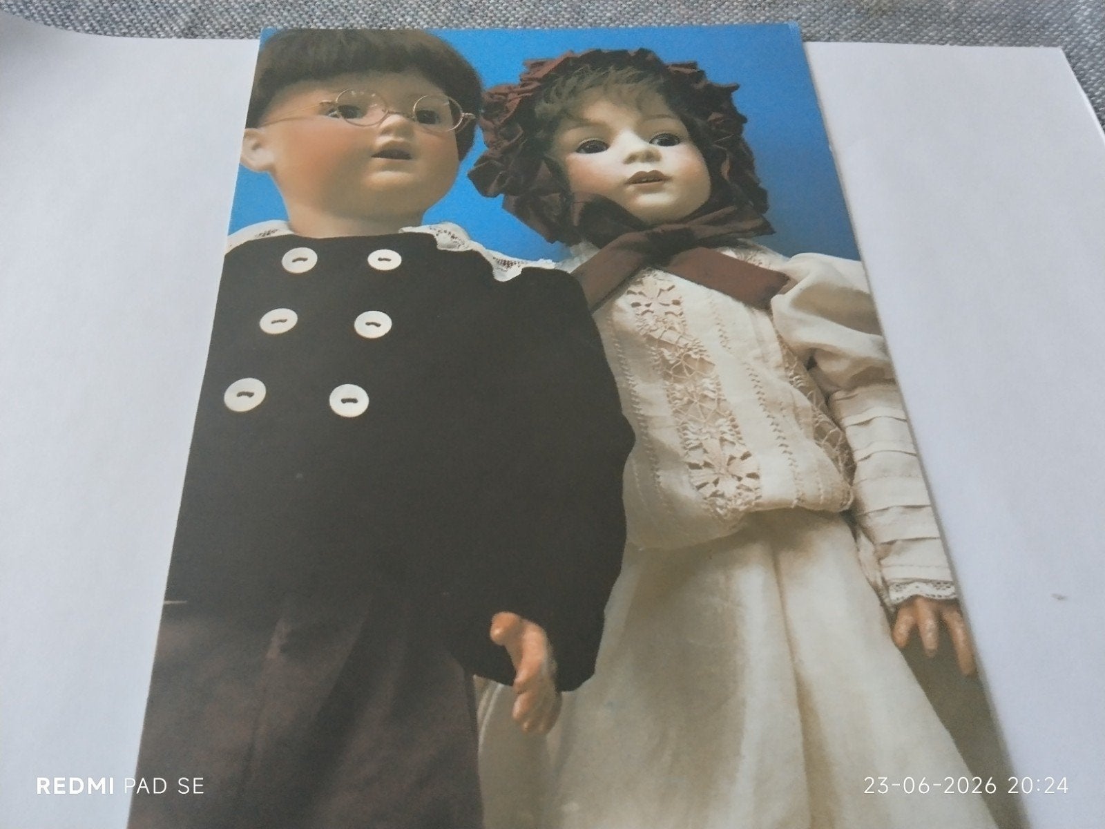 ANSICHTKAART antieke poppen van Gebr. Heubach, Ophalen of Verzenden, Gebruikt, Pop