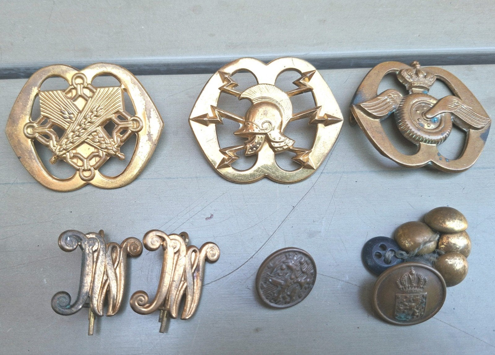 Diverse militaire emblemen en insignes, Ophalen of Verzenden, Overige soorten, Overige gebieden, Embleem of Badge