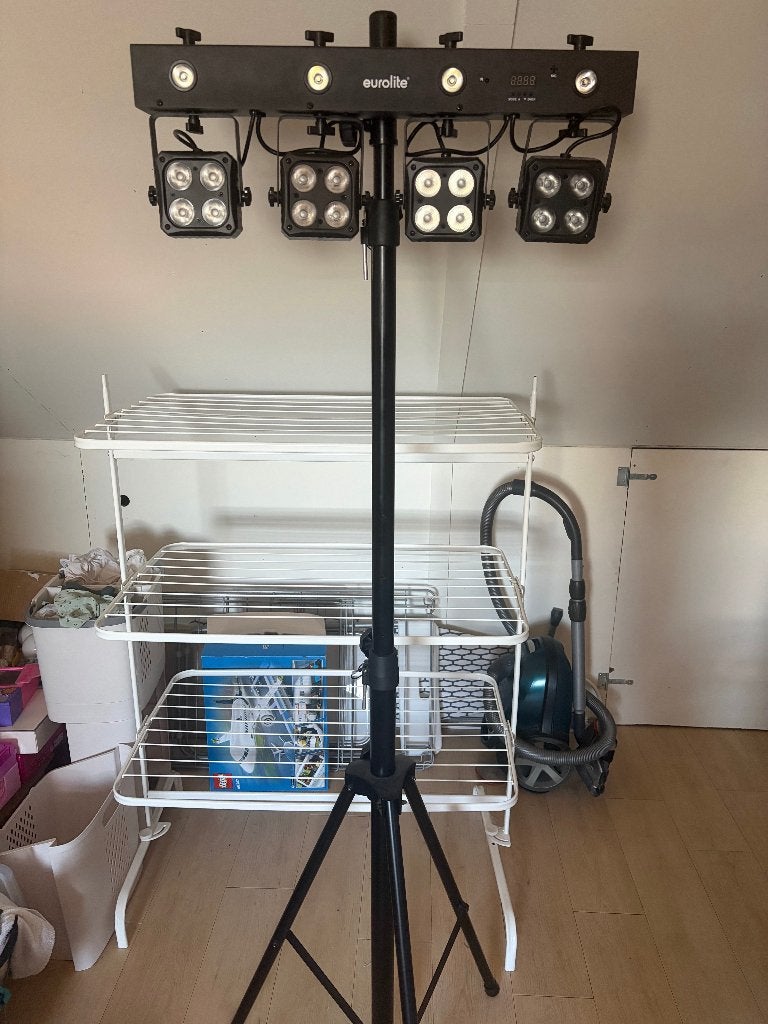 Eurolite LED KLS-180 Compact Light Set + Statief, Ophalen, Zo goed als nieuw, Licht, Geluidgestuurd