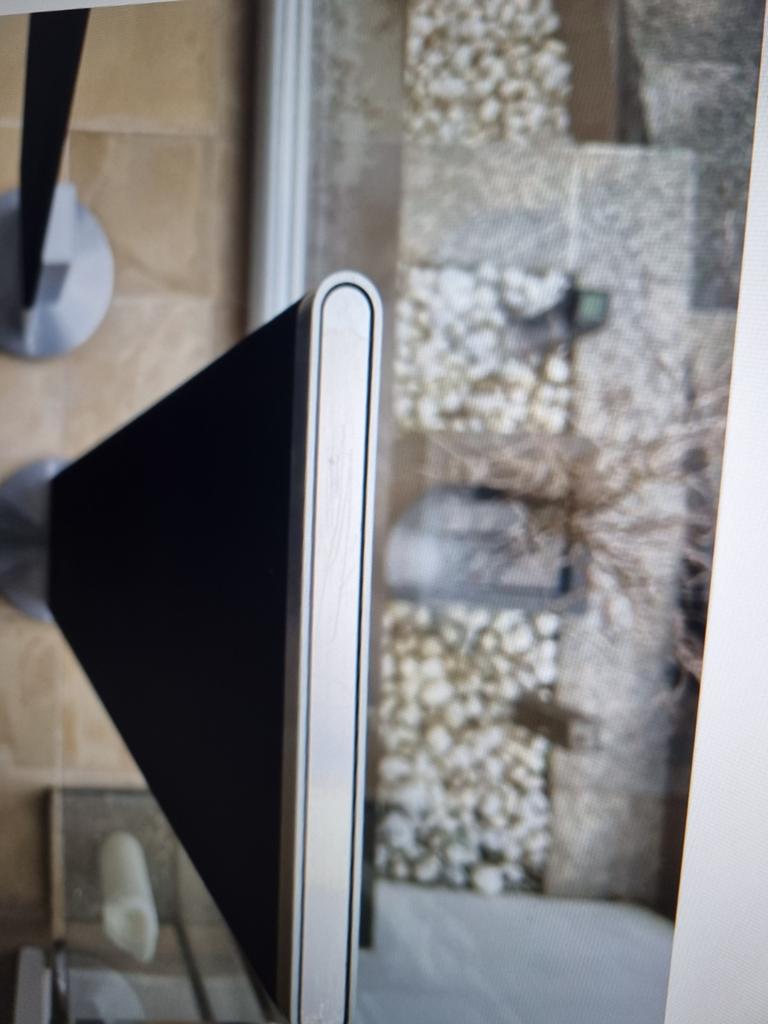 Loewe Individual Sound Stand Speaker SL, //, Zo goed als nieuw, //, //
