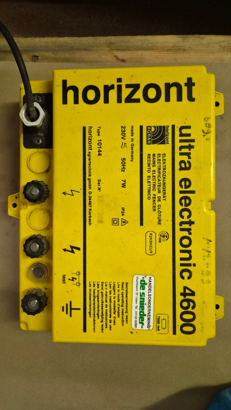 Horizont Ultra Electronic 4600 schrikdraadapparaat