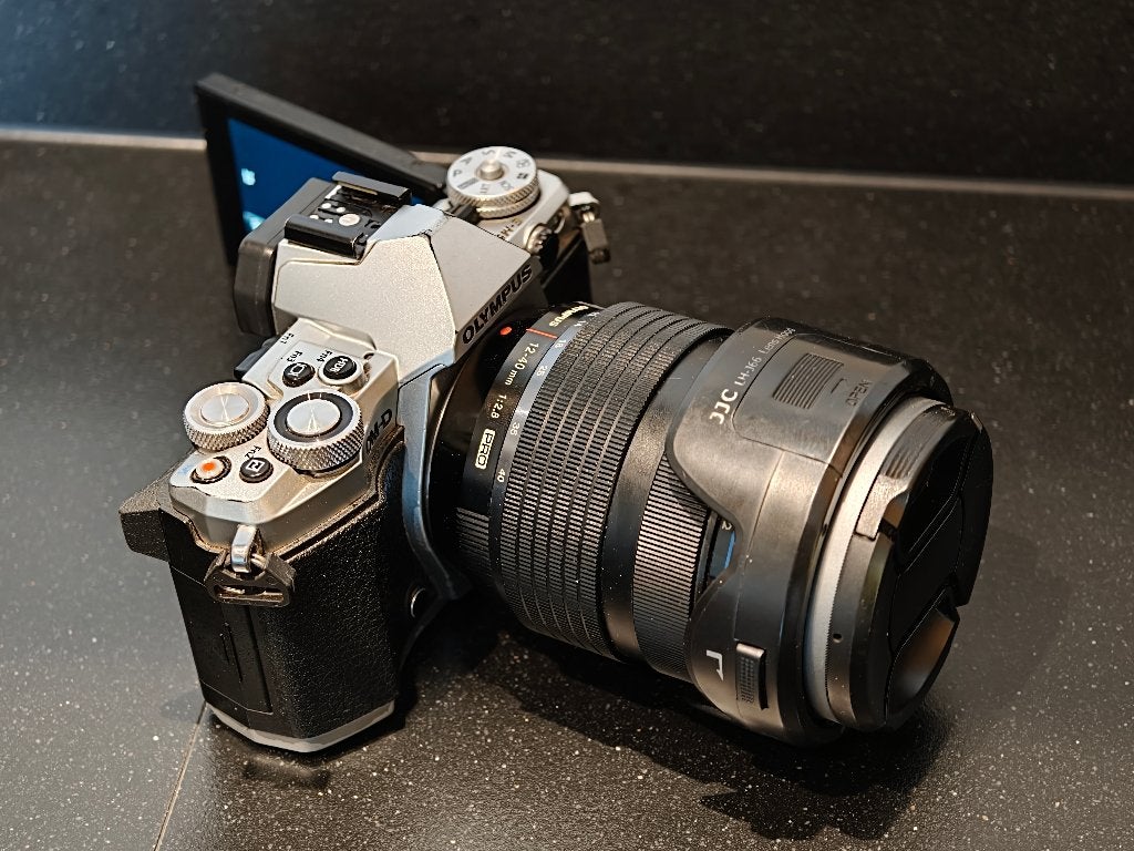 Olympus OM-D E-M5 MarkII + Olympus M.Zuiko 12-40mm f/2.8 PRO, Ophalen, Gebruikt, Olympus, Compactcamera