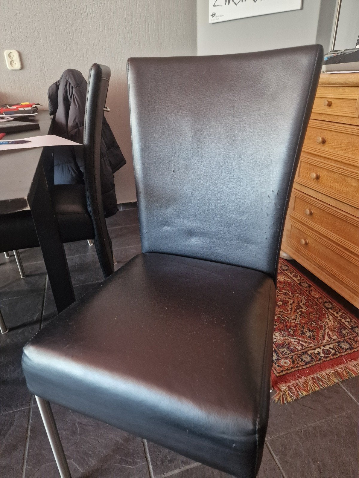 Gratis stoelen, Ophalen, Gebruikt, Zwart, Leer