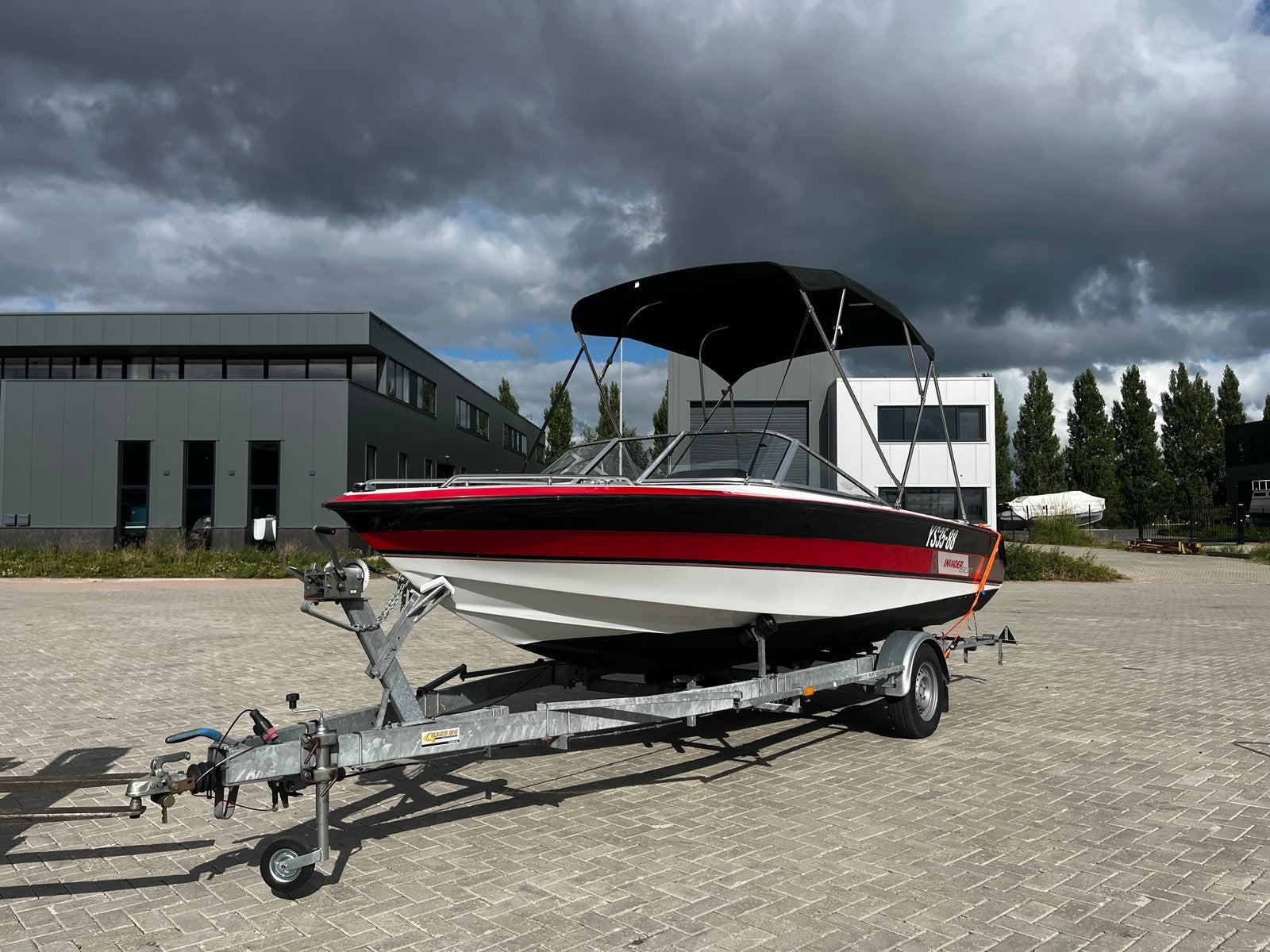 Invader v190 - 4.3L Mercruiser v6 (en trailer, bimini, zeil), Ophalen, Overige merken, Binnenboordmotor, Viertaktmotor