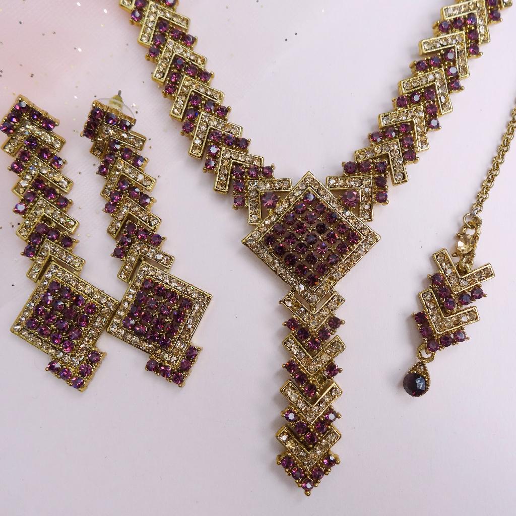 Indiase trouw/feest sieraden,paarse en gouden stenen ketting, Overige materialen, Paars, Nieuw, Verstelbaar