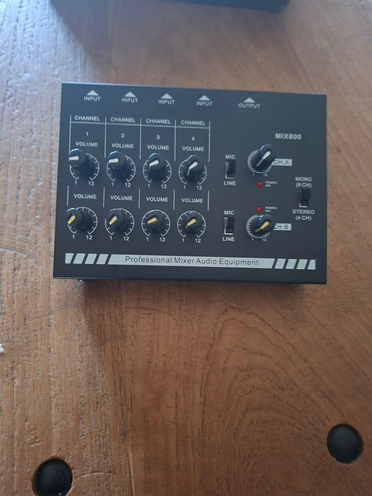 Mini Mengtafel - Professioneel Audio Systeem MIX800, Ophalen of Verzenden, Zo goed als nieuw, Minder dan 5 kanalen, Microfooningang