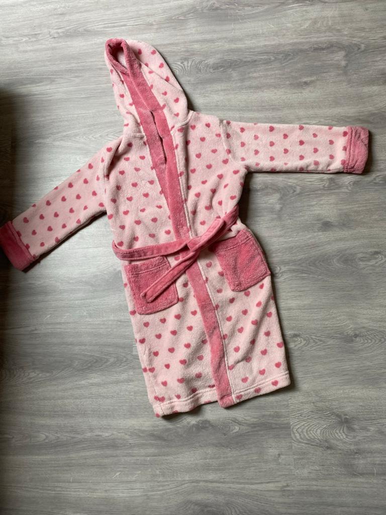 Zachte roze badjas met hartjes, maat 110/116, Ophalen of Verzenden, Zo goed als nieuw, Meisje, Nacht- of Onderkleding