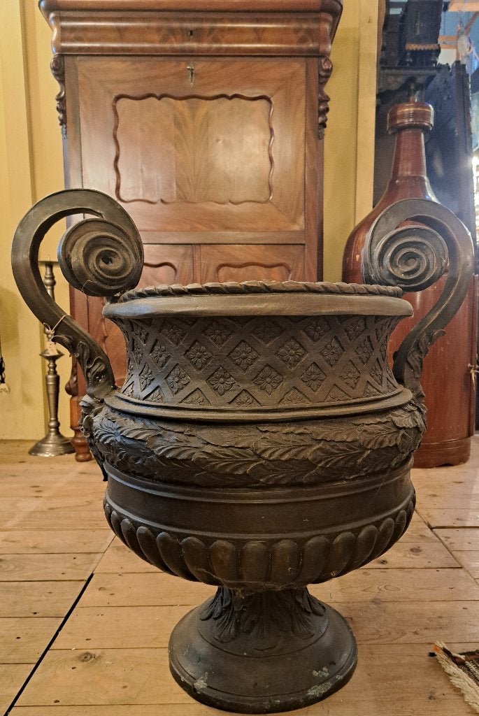 Groot antiek model bronzen sier vaas met oren erg mooi item, Ophalen of Verzenden