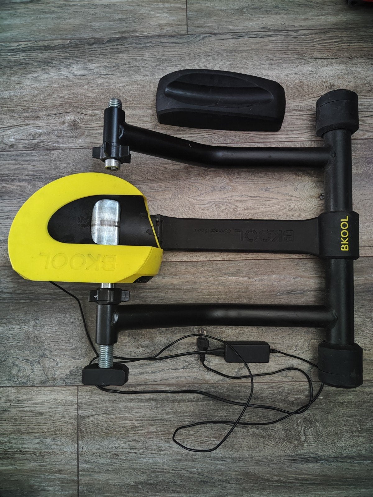 Bkool Smart Pro 2 fietstrainer, Ophalen of Verzenden, Gebruikt, Overige typen