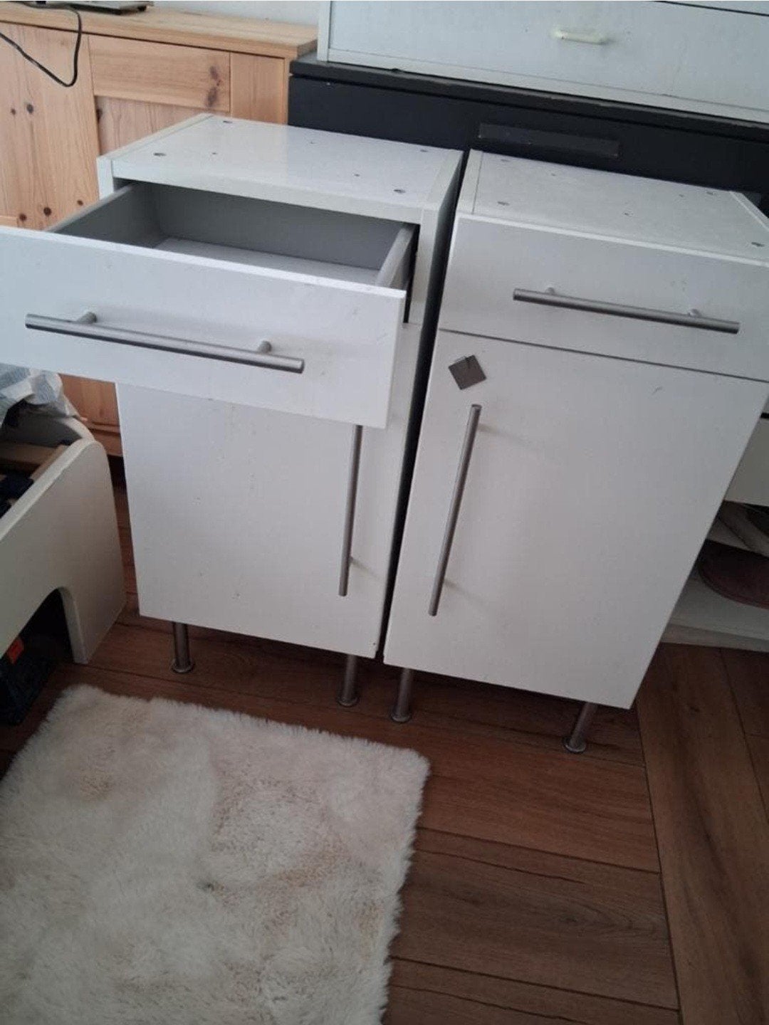 Te koop, 2nachtkasten., Ophalen, 85 tot 90 cm