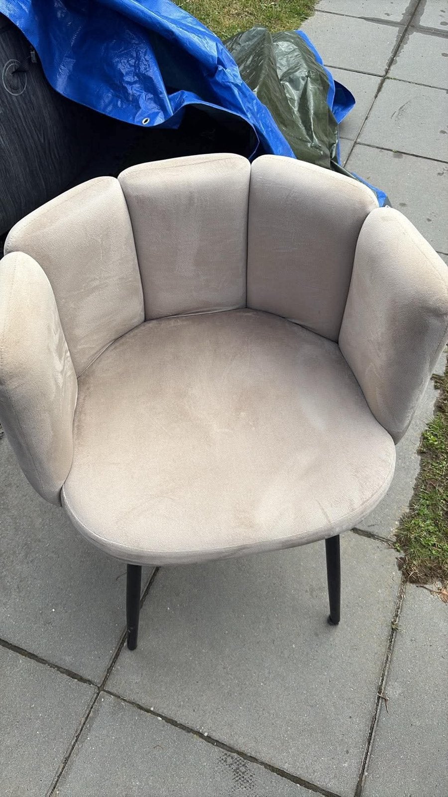 4 taupe eric kuster stijl schelpstoelen gereserveerd, Huis en Inrichting, Stoelen, Ophalen of Verzenden, Zo goed als nieuw, Eén