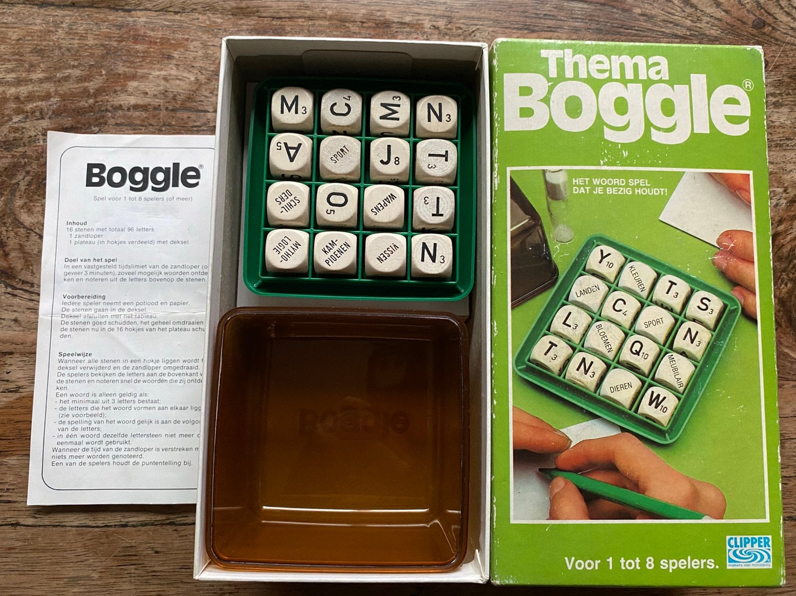 Thema Boggle: Het Woordspel met Onderwerpen, Ophalen of Verzenden, Zo goed als nieuw
