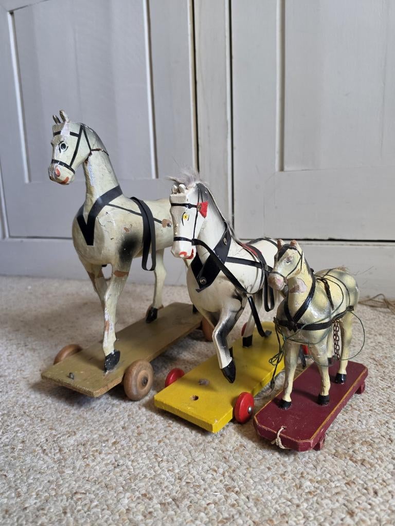3x antiek houten speelgoed paard trekpaard, Antiek en Kunst, Ophalen of Verzenden