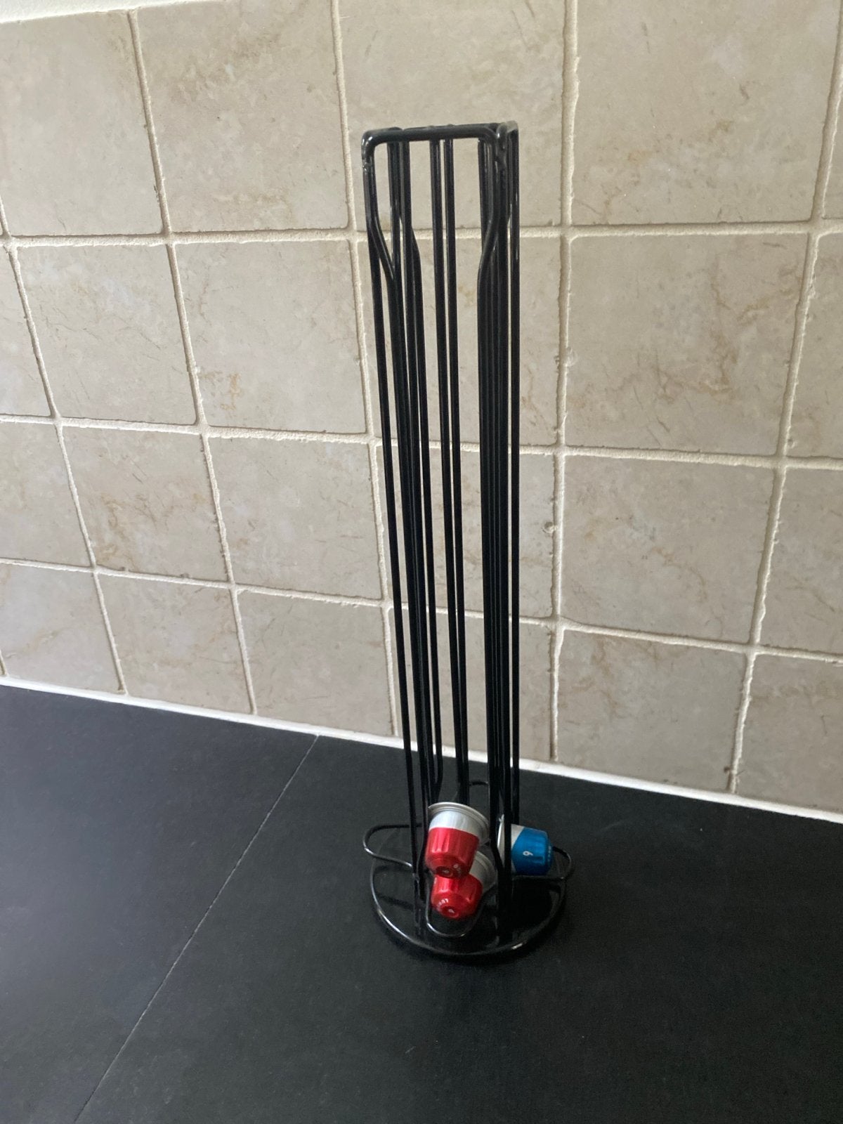 Nespresso capsulehouder - Zwart metalen standaard, Koffiepads en cups, Overige modellen, 10 kopjes of meer, Ophalen of Verzenden