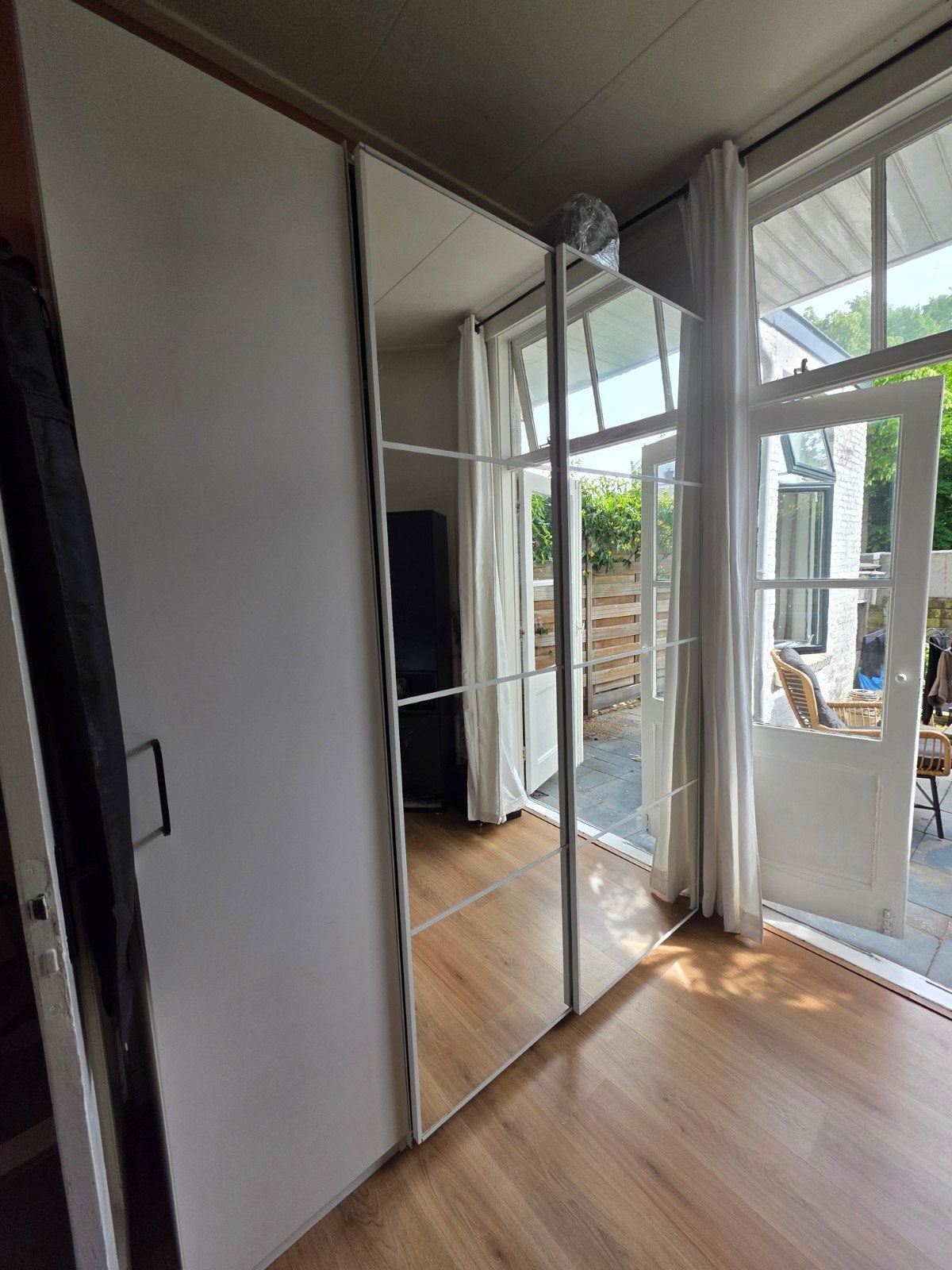 Witte kledingkast met spiegeldeuren PAX Auli combi twv €1500, Met deur(en), Gebruikt, 100 tot 150 cm, Ophalen of Verzenden