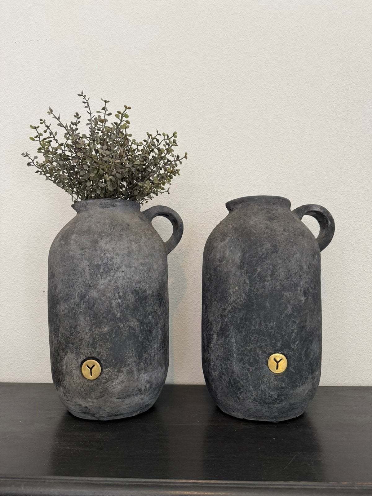 BRYNXZ jug with ear , stone black, Huis en Inrichting, Ophalen of Verzenden, Nieuw