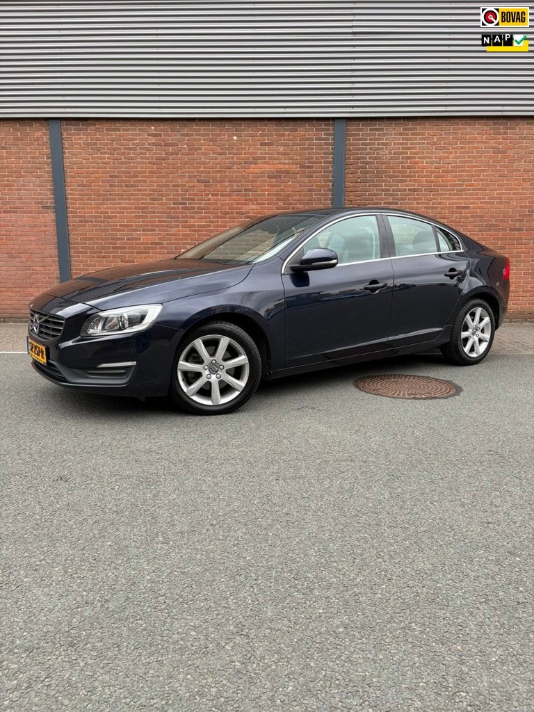 Volvo S60 1.5 T2 Polar+|Trekhaak|Achteruitrijcamera|NAP|Deal, Auto's, Dealer onderhouden, Stof, 4 cilinders, Blauw