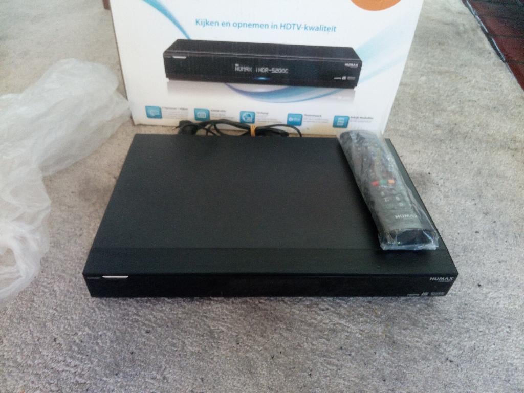 Humax iHdr 5200c, Ophalen of Verzenden, Zo goed als nieuw, Harddiskrecorder