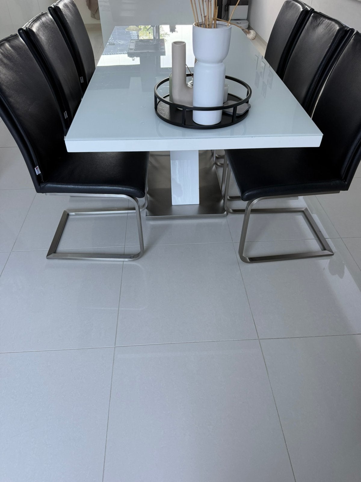 Eettafel, Ophalen, Zo goed als nieuw, 4 tot 6 stoelen
