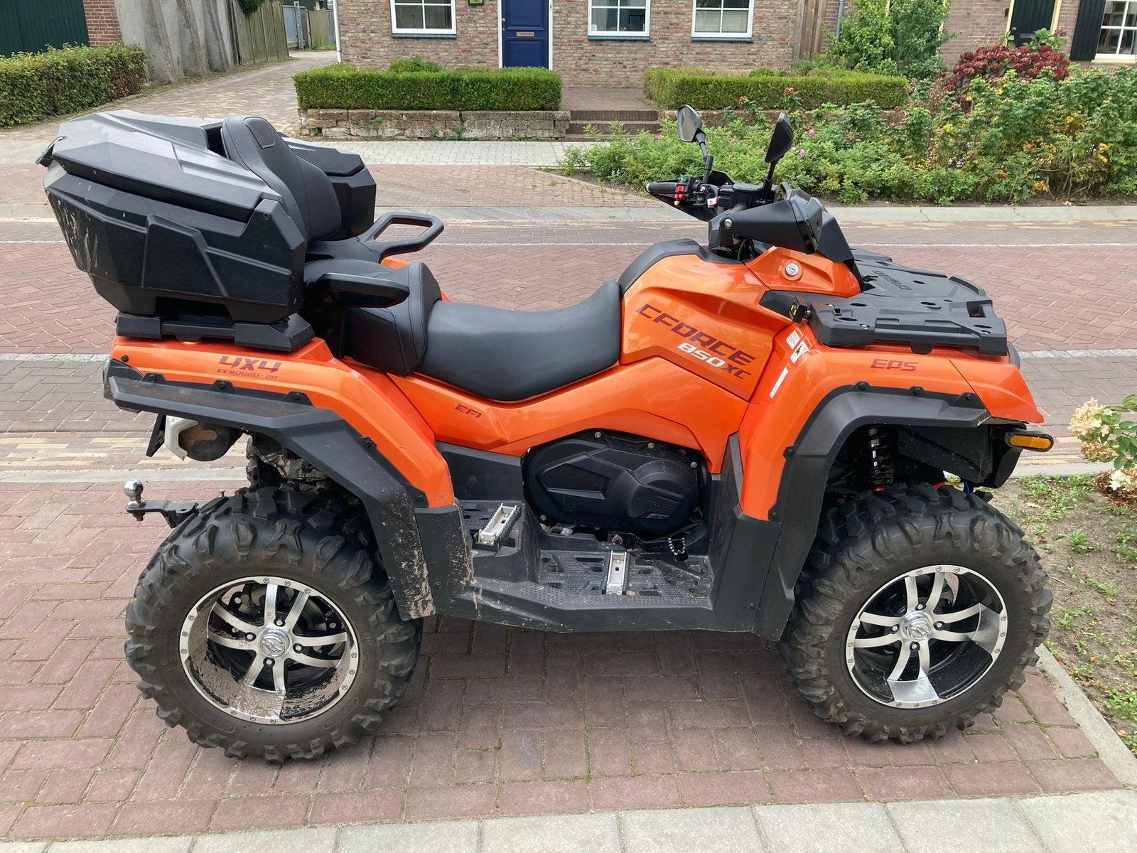Quad CF Moto 850, Motoren, 2 cilinders, Meer dan 35 kW, 800 cc