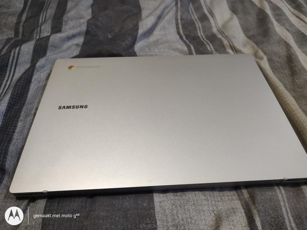 Samsung Chromebook XE340XDA - Werkt met adapter, 14 inch, Gebruikt, Qwerty, Ophalen of Verzenden