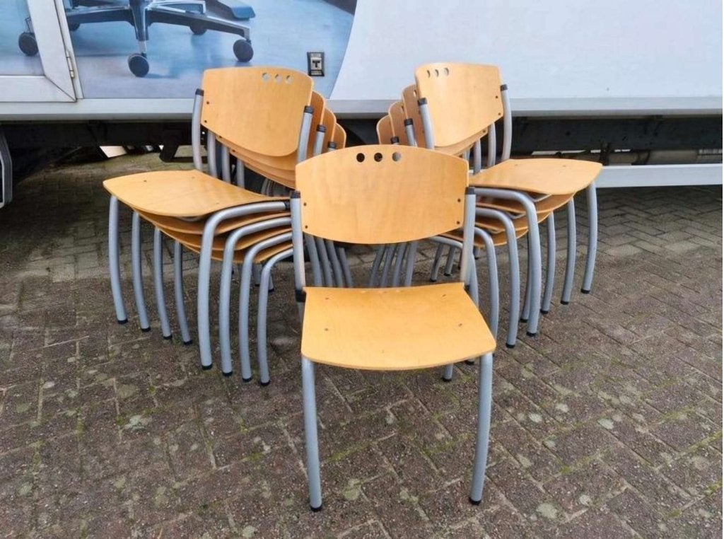 9x degelijke kantinestoel / stapelstoel hout, Niet ingevuld, Niet ingevuld, Ophalen of Verzenden, Zo goed als nieuw