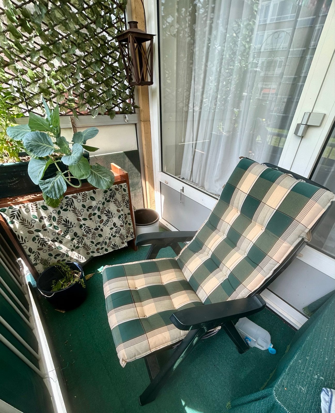 2 verstelbare tuinstoelen met kussens - groen/beige, Ophalen, Gebruikt, Kunststof, Verstelbaar