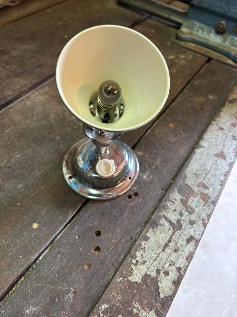 12 volt lampje, Ophalen, Zo goed als nieuw