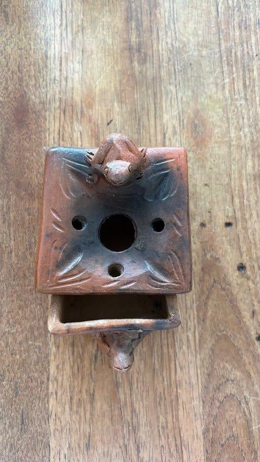 keramische asbak met kikkers, Antiek en Kunst, Antiek | Keramiek en Aardewerk, Ophalen of Verzenden